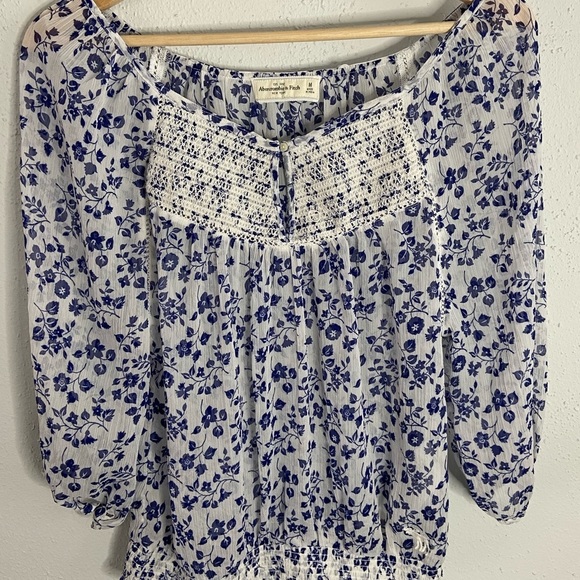 Abercrombie & Fitch Tops - Abercrombie and Fitch Top